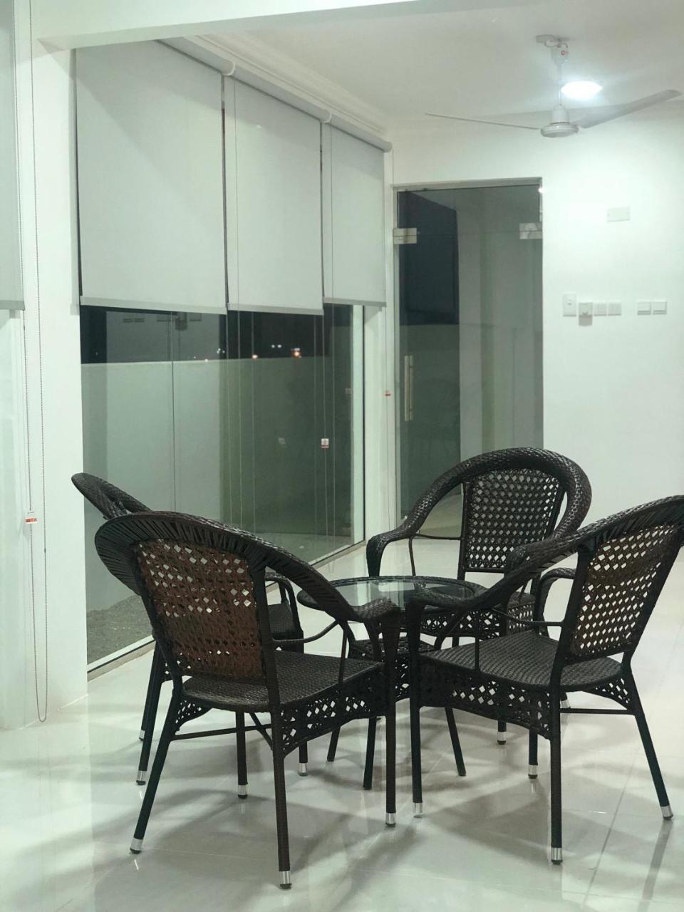 Home X4 Al Wasil Экстерьер фото